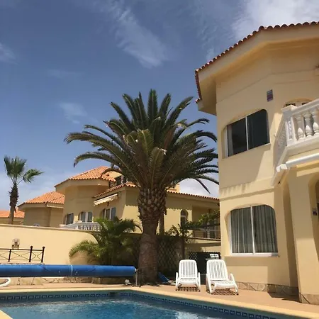 Exclusive On The First Line Of The Ocean With A Private Heated Pool