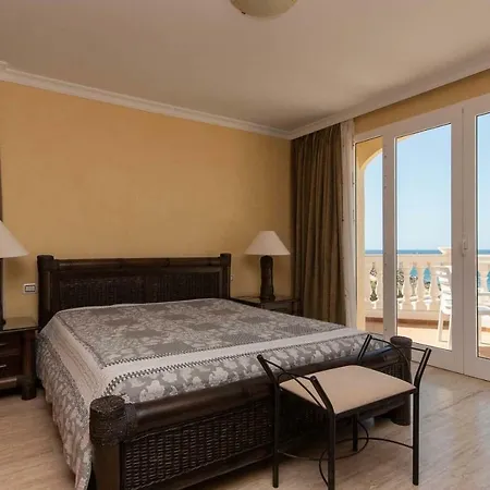 Exclusive On The First Line Of The Ocean With A Private Heated Pool Los Cristianos (Tenerife)