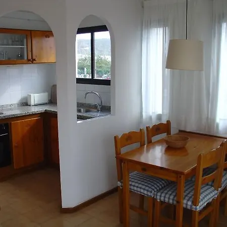 Hg Cristian Sur Apartment *