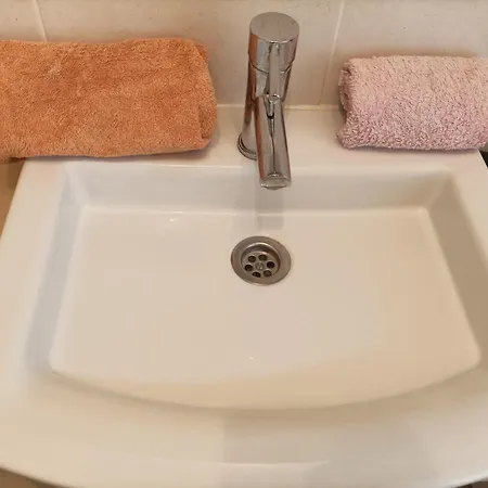 Ocean View Playa Los Cristianos Beachfront Apartment *
