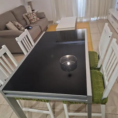 En Edificio Marte Cristianos Apartamento *