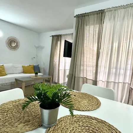 Apartment Sur Y Sol Junto Al Mar By Deihu Experiences