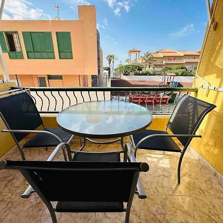 Vistas Cristianos 2 Swimming Pools Apartment