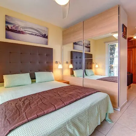 Parque Tropical Apartment