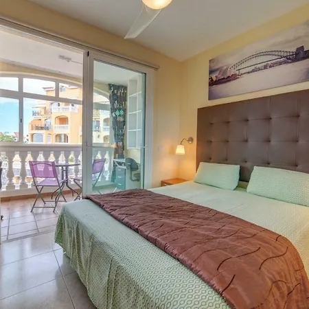 Parque Tropical Apartment