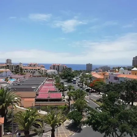 Los Cristianos Port Royale * Los Cristianos (Tenerife)